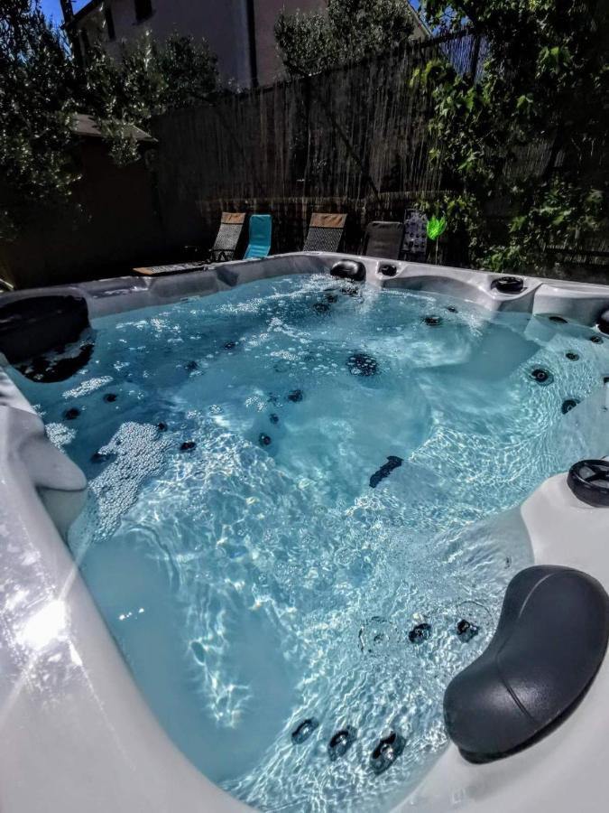 Holiday Home Istra With Jacuzzi Medulin Luaran gambar