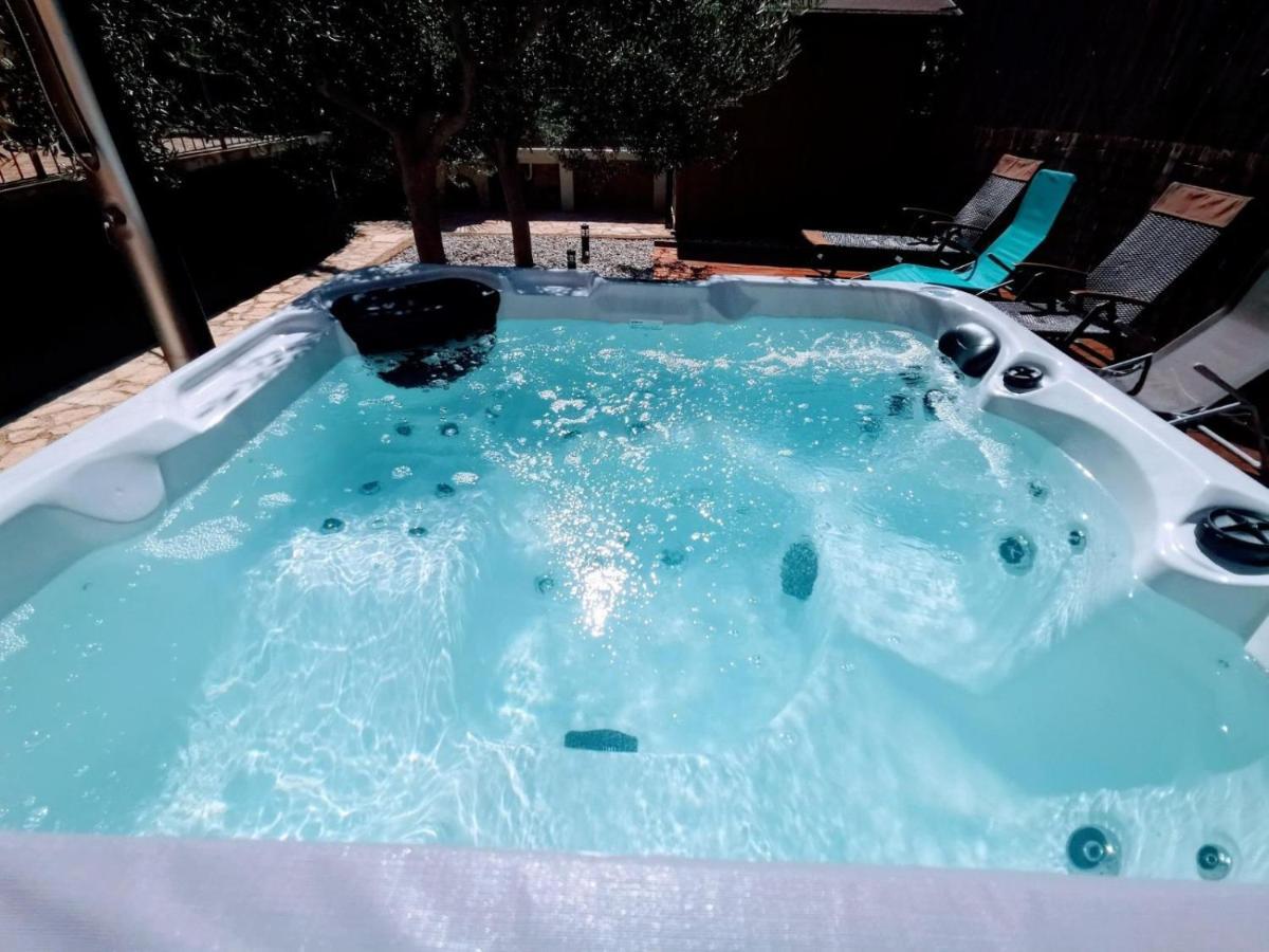 Holiday Home Istra With Jacuzzi Medulin Luaran gambar