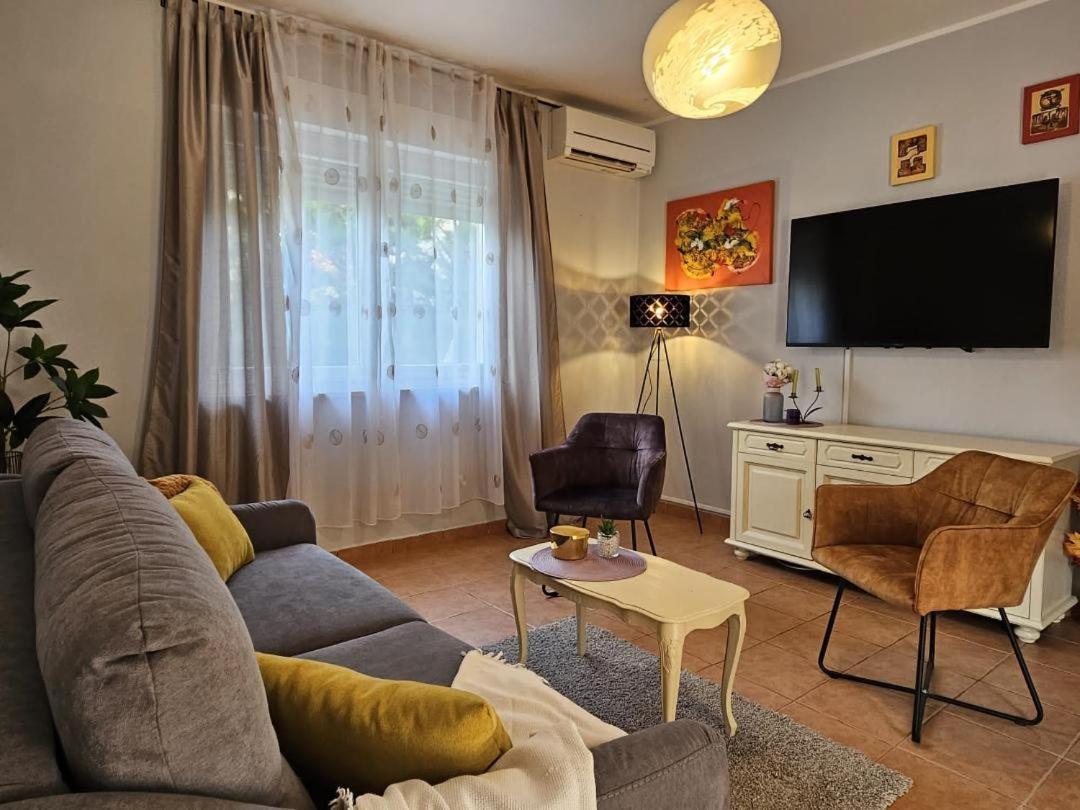 Holiday Home Istra With Jacuzzi Medulin Luaran gambar